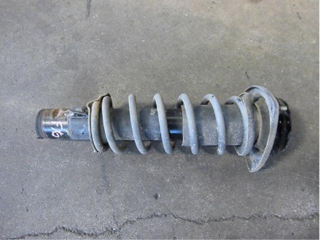 【中古】中古部品 アクティ HH4 右フロントストラット 【3340180100-001298200550110】