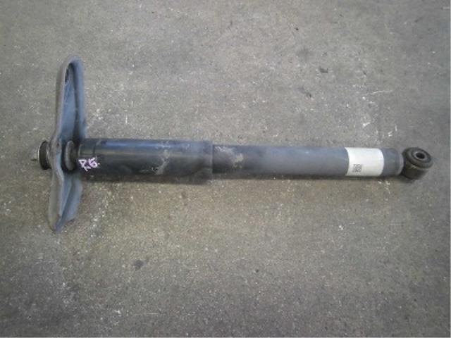 【中古】中古部品 アクティ HA6 右リアショックアブソーバー 【3340180100-001636824350700】