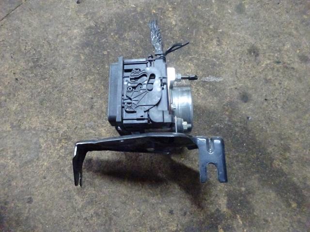 【中古】中古部品 ノート E11 ABSアクチュエーター 【3310410000-000223058642500】