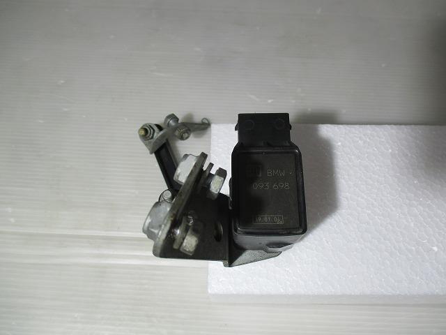 【中古】中古部品 BMW Z4 BT25 ハイトコントロールセンサー 【3310050100-001689384561460】