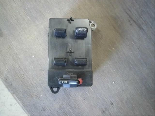 【中古】中古部品 ライフダンク JB3 パワーウインドウスイッチ 【3340180100-001487880361900】