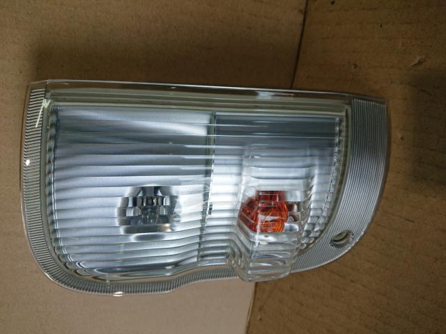 【中古】中古部品 ハイゼット S200P 右クリアランスランプ 【3340220100-000223052711000】