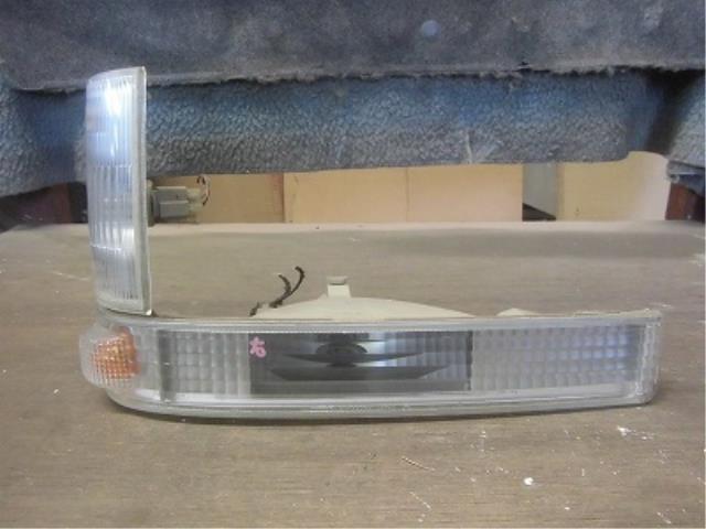 【中古】中古部品 アクティ HA3 右クリアランスランプ 【3340180100-001677612611000】