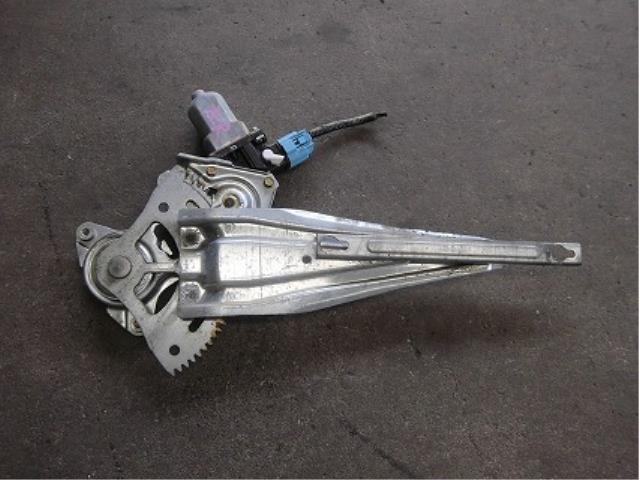 【中古】中古部品 ライフ JB5 左リアドアレギュレータ・モーター 【3340180100-001357942113420】