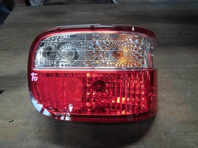 【中古】中古部品 ザッツ JD1 右テールランプ 【3340180100-001194686515500】