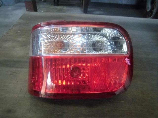 【中古】中古部品 ザッツ JD1 左テールランプ 【3340180100-001580820415600】