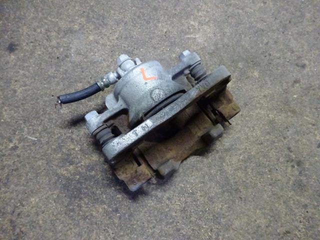 【中古】中古部品 ワゴンR MH34S 左フロントキャリパー 【3310410000-000223000144360】