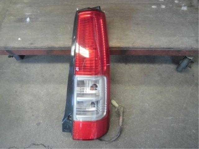 【中古】中古部品 ワゴンR MH21S 右テールランプ 【3340180100-001638214215500】