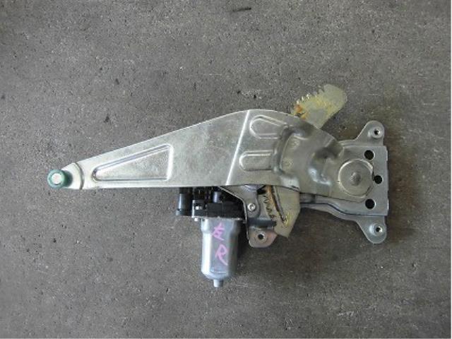 【中古】中古部品 ミラ L275S 左リアドアレギュレータ・モーター 【3340180100-001311683413420】