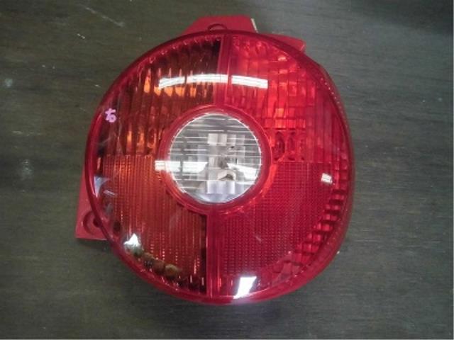 【中古】中古部品 ムーヴラテ L550S 右テールランプ 【3340180100-001693144915500】