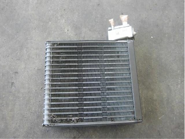 【中古】中古部品 bB NCP31 A/Cクーリングユニット 【3340180100-001236373960800】