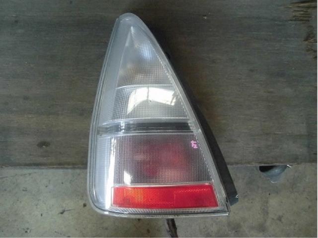 【中古】中古部品 モコ MG21S 左テールランプ 【3340180100-001411709015600】