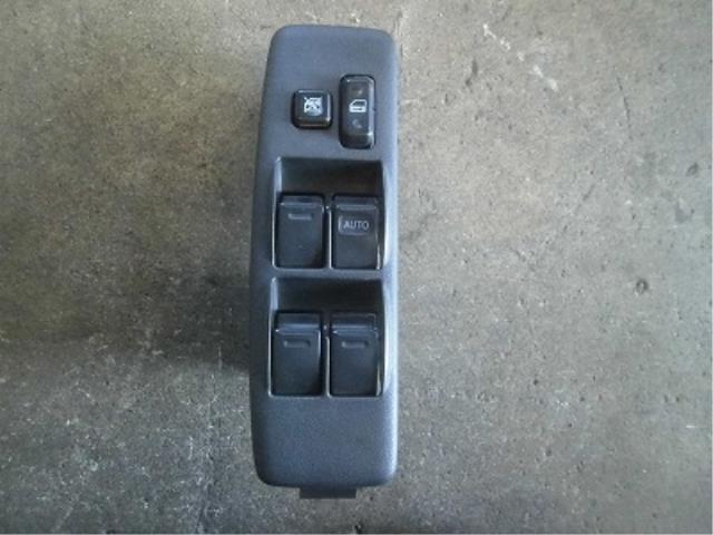 【中古】中古部品 bB NCP30 パワーウインドウスイッチ 【3340180100-001646981361900】