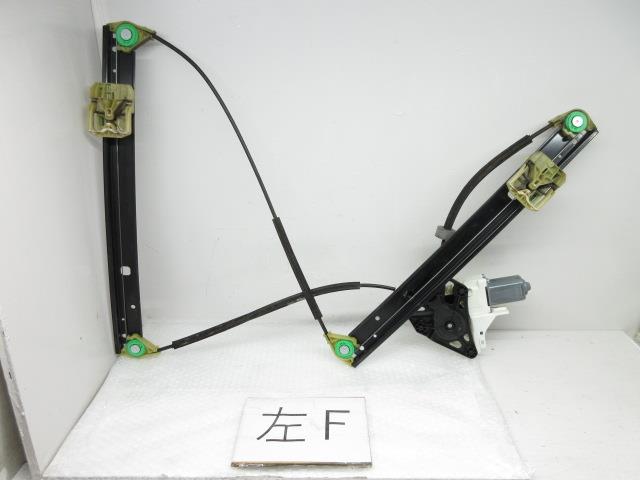 【中古】中古部品 アウディ Q3 8UCCZF 左フロントドアレギュレータ・モーター 【3500170000-221214501713220】