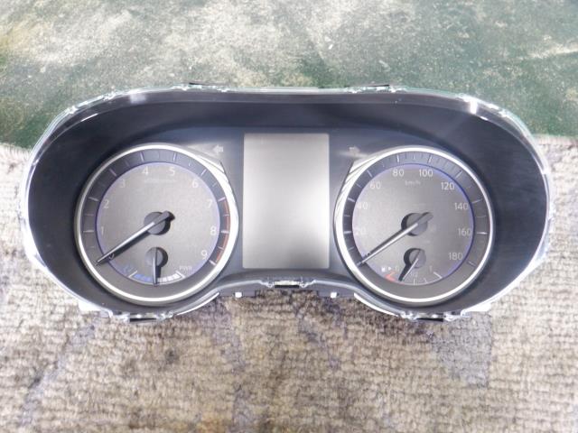【中古】中古部品 スカイライン HV37 スピードメーター 【3340140100-000022338761400】