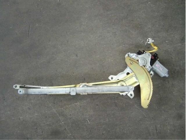 【中古】中古部品 エブリィ DA52V 左フロントドアレギュレータ・モーター 【3340180100-001289881813220】