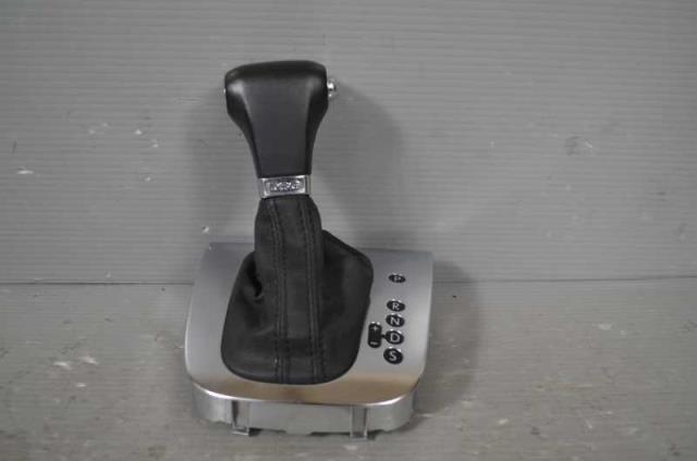 【中古】中古部品 VW ゴルフヴァリアント 1KCAV シフトレバー 【3310580000-221216000337850】