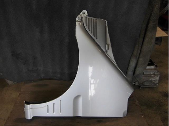 【中古】中古部品 ムーヴ L600S 左フロントフェンダー 【3340180100-001281513010700】