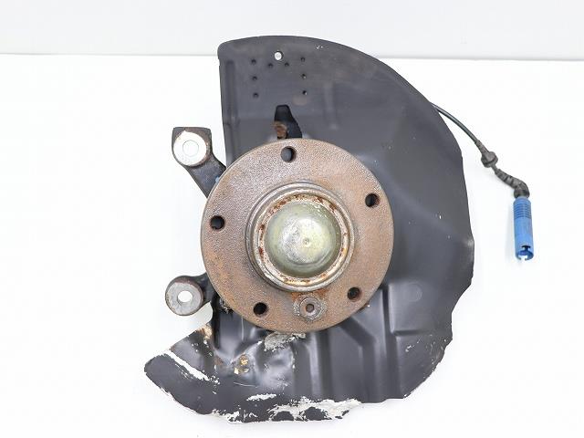 【中古】中古部品 BMW Z4 BT25 右フロントナックルハブ 【3310070100-000193014144310】