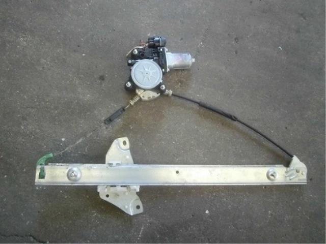 【中古】中古部品 ムーヴ L175S 右フロントドアレギュレータ・モーター 【3340180100-001579881513120】