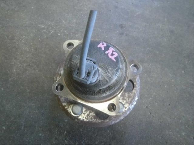 【中古】中古部品 エスティマ ACR30W リアハブ 【3340180100-001587008344470】