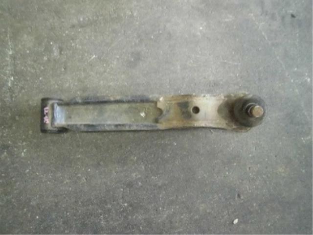 【中古】中古部品 ワゴンR CT51S 左フロントロアアーム 【3340180100-001493773851740】