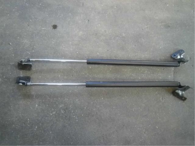 【中古】中古部品 ワゴンR MC22S バックドアダンパー 【3340180100-001489344377250】