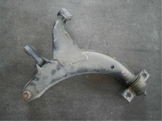 【中古】中古部品 サンバー KS4 左フロントロアアーム 【3340180100-001551298151740】