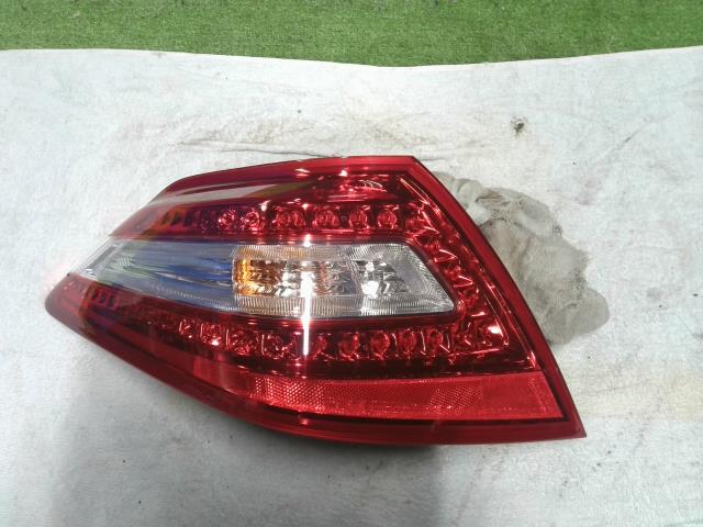 【中古】中古部品 ティアナ J32 左テールランプ 【3310200100-000016938615600】