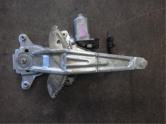 【中古】中古部品 ネイキッド L750S 右リアドアレギュレータ・モーター 【3340180100-001546344813320】
