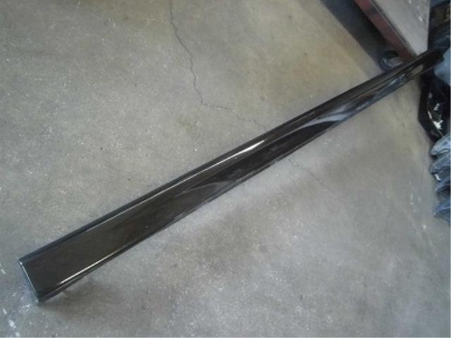 【中古】中古部品 ムーヴ L175S 右サイドステップ 【3340180100-001648354813700】