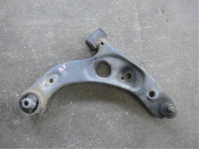 【中古】中古部品 ムーヴ L150S 右フロントロアアーム 【3340180100-001508183651720】