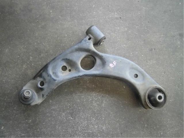 【中古】中古部品 ムーヴ L150S 左フロントロアアーム 【3340180100-001508183751740】