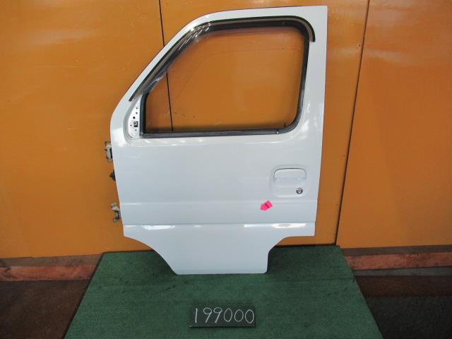 【中古】中古部品 エブリィ DA62V 左フロントドア 【3310120100-221228000513200】
