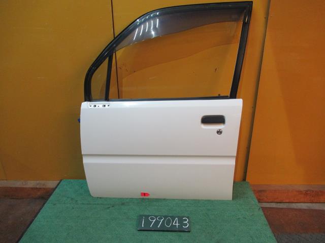 【中古】中古部品 ムーヴ L900S 左フロントドア 【3310120100-221229000113200】