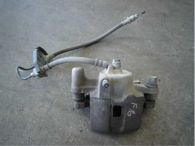 【中古】中古部品 プレオ RA1 右フロントキャリパー 【3340180100-001313511244330】