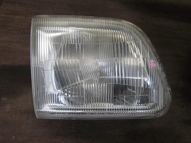 【中古】中古部品 サンバー TV1 右ヘッドランプ 【3340180100-001107182910800】