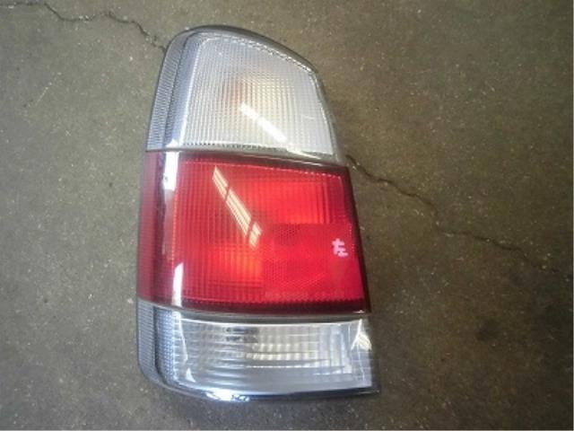 【中古】中古部品 プレオ RA1 左テールランプ 【3340180100-001593075915600】