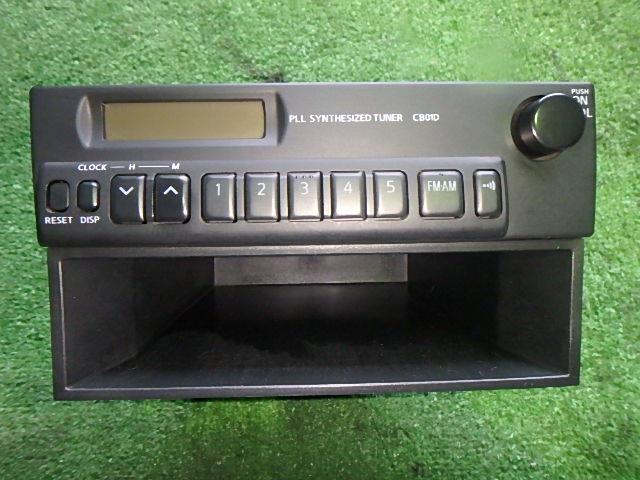 【中古】中古部品 キャラバン VWE25 ラジオ 【3330450100-230111000261100】