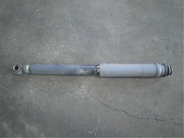 【中古】中古部品 ヴォクシー AZR60G 右リアショックアブソーバー 【3340180100-001613318450700】