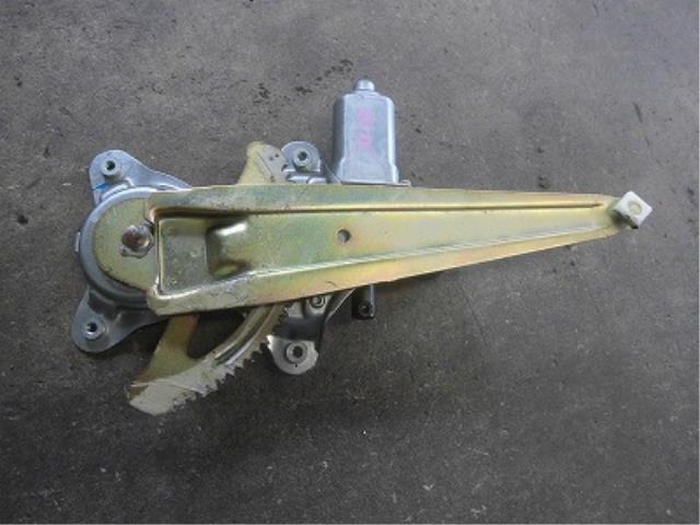 【中古】中古部品 WiLL サイファ NCP70 左リアドアレギュレータ・モーター 【3340180100-001533434813420】