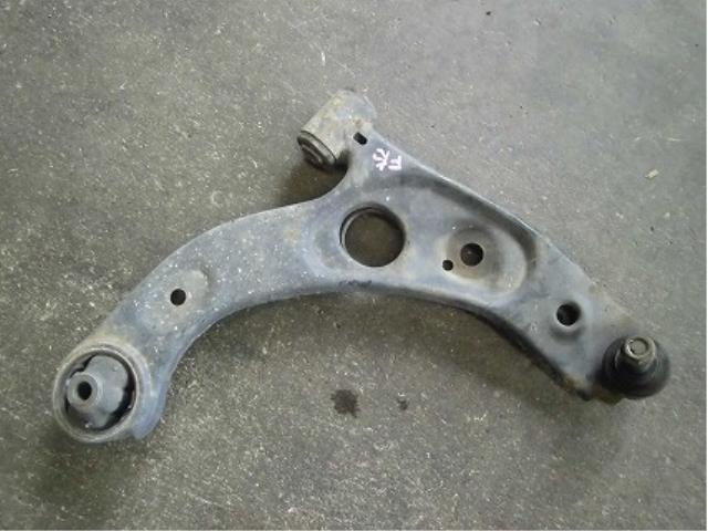 【中古】中古部品 ムーヴ L150S 右フロントロアアーム 【3340180100-001415552751720】
