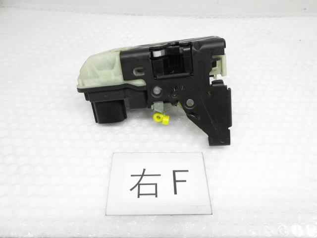【中古】中古部品 ボルボ 90シリーズ CB6324AW 右フロントドアロックソレノイド 【3500170000-23011450..