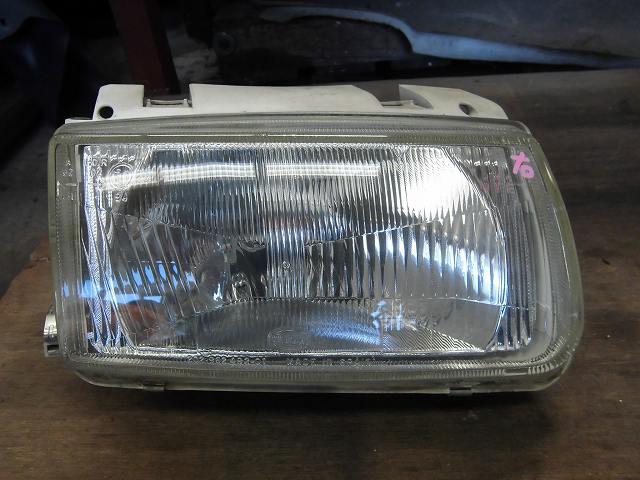 【中古】中古部品 VW ポロ 6NAHS 右ヘッドランプ 【3340180100-001192360310800】