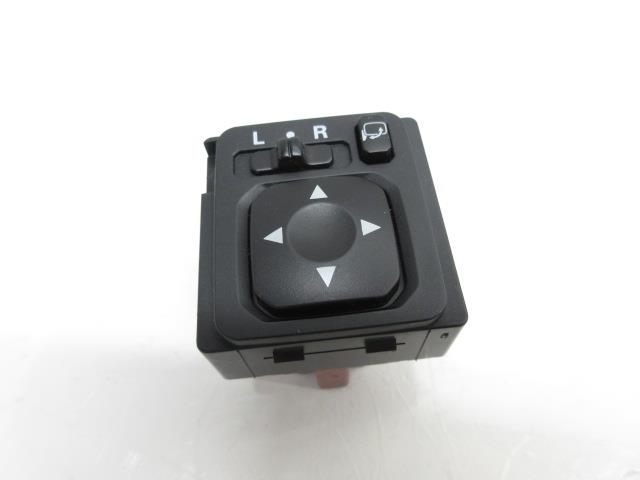 【中古】中古部品 デリカD5 CV5W ドアミラースイッチ 【3500170000-230118500761850】