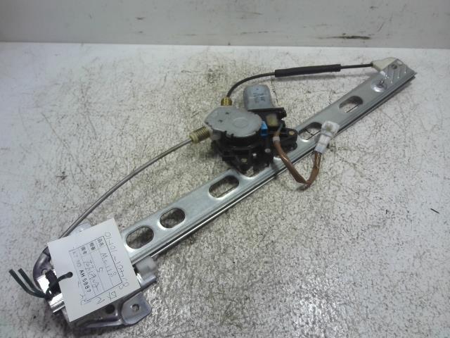 【中古】中古部品 ワゴンR MC11S 右フロントドアレギュレータ・モーター 【3310160100-000004176813120】