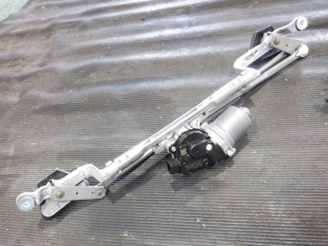 【中古】中古部品 ルーミー M900A フロントワイパーモーター 【3340140100-000022324661600】