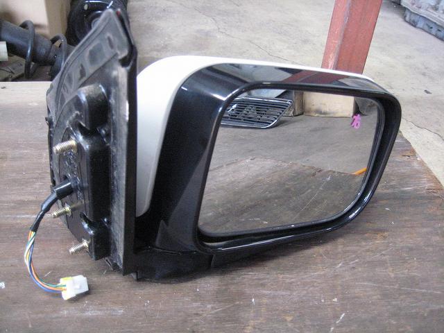 【中古】中古部品 ディオン CR9W 右サイドミラー 【3340180100-000861214613500】