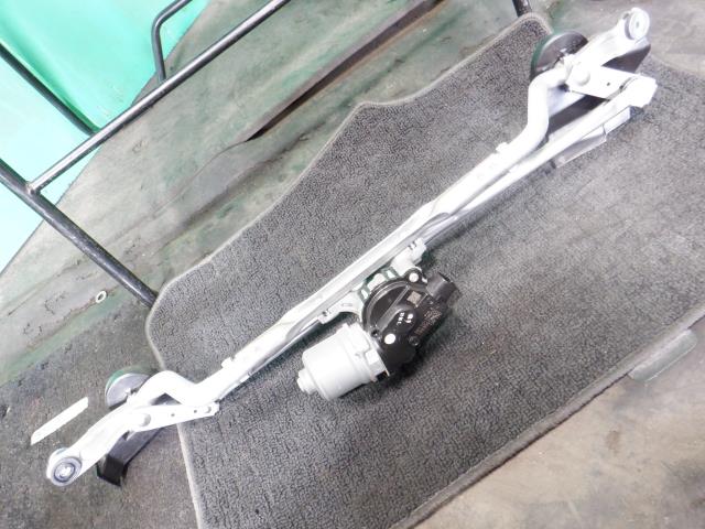 【中古】中古部品 スペーシア MK53S フロントワイパーモーター 【3340140100-000022339461600】
