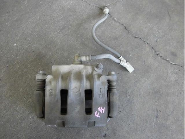 【中古】中古部品 グロリア MY34 左フロントキャリパー 【3340180100-001243369744360】